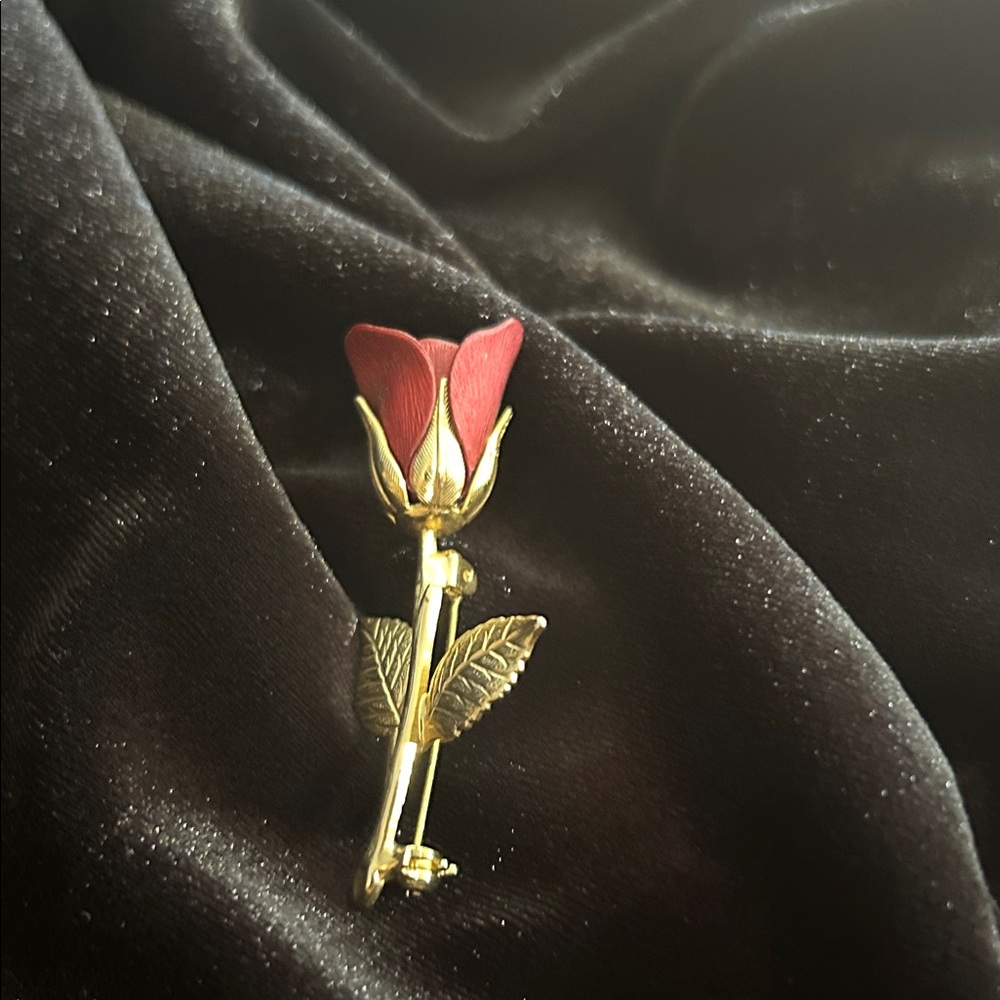 Vintage 80s Red Rose Brooch with Gold Stem and Leaves